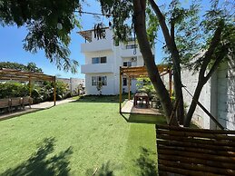 Mare S&M Hostal