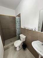 Mare S&M Hostal