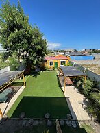 Mare S&M Hostal