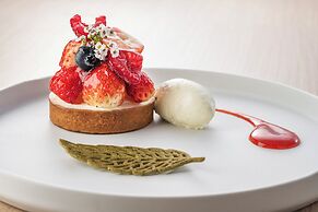 Holiday Inn & Suites Shin Osaka by IHG