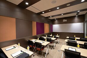 Holiday Inn & Suites Shin Osaka by IHG
