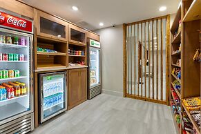 Holiday Inn Express & Suites Wooster by IHG