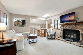 Amazing Sunsets, Biking, Boating and More at The Horsetooth Stoop!