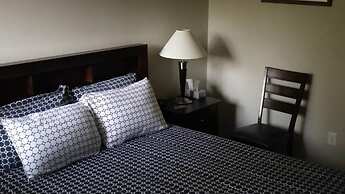 Amazing Sunsets, Biking, Boating and More at The Horsetooth Stoop!