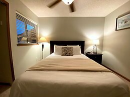 Amazing Sunsets, Biking, Boating and More at The Horsetooth Stoop!