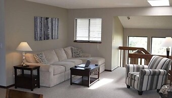 Amazing Sunsets, Biking, Boating and More at The Horsetooth Stoop!