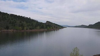 Amazing Sunsets, Biking, Boating and More at The Horsetooth Stoop!
