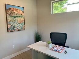 Urban Townhome near Old Town, Breweries, & River!