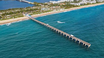 Poolside Retreat Boynton Beach