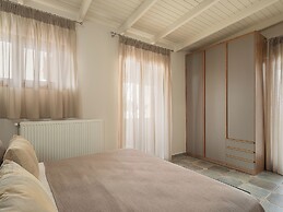 Xenios Dias Apartments