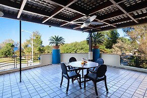 Xenios Dias Apartments