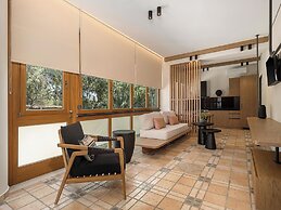 Xenios Dias Apartments