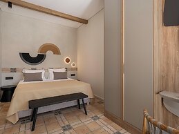 Xenios Dias Apartments