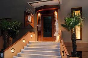 Xenios Dias Apartments