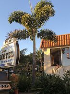 Moonlight Beach Motel