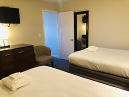 Moonlight Beach Motel