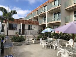 Moonlight Beach Motel