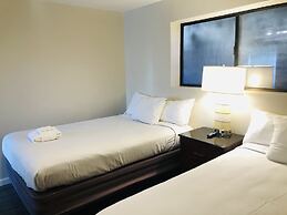 Moonlight Beach Motel