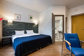 Hotel 2020