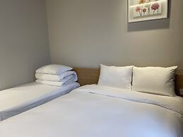 Grand City Hotel Changwon