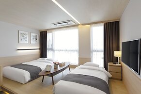 Grand City Hotel Changwon