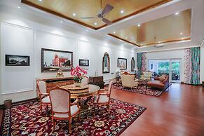 MAYFAIR Tea Resort