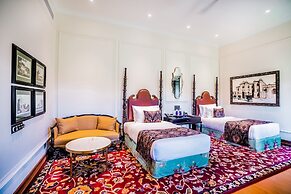 MAYFAIR Tea Resort