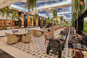 MAYFAIR Tea Resort