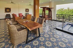 MAYFAIR Tea Resort
