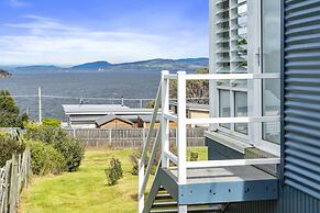 Blue Cottage Bruny Island