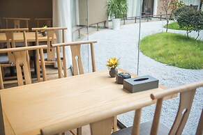 Qiaofeng Xingzilin Hotel