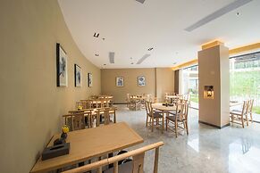 Qiaofeng Xingzilin Hotel