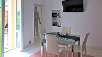 Casa Chiara in Centro con Corte Privata