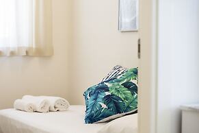 Elegante Trilocale Marconi Prima Fila Mare