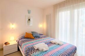 Elegante Trilocale Marconi Prima Fila Mare