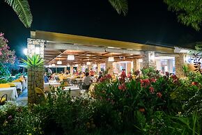 Three Stars Beach Hotel