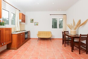 Three Stars Beach Hotel