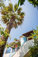 Three Stars Beach Hotel