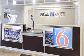 Studio 6 Baytown, TX - Garth Road