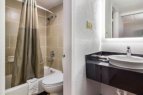 Studio 6 Baytown, TX - Garth Road