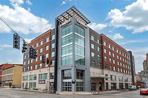 Cambria Hotel Louisville Downtown-Whiskey Row