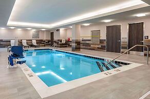 Cambria Hotel Louisville Downtown-Whiskey Row