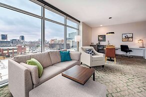 Cambria Hotel Louisville Downtown-Whiskey Row