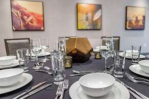 Cambria Hotel Louisville Downtown-Whiskey Row