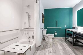 Cambria Hotel Louisville Downtown-Whiskey Row