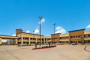 Scottish Inn & Suites Houston Willowbrook