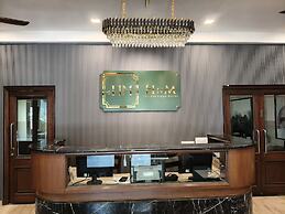 H n M The Boutique Hotel