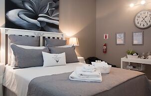 The Vintage Crane Guesthouse