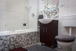 The Vintage Crane Guesthouse