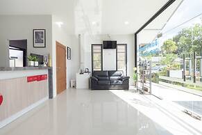 OYO 75378 Thawapee Resort